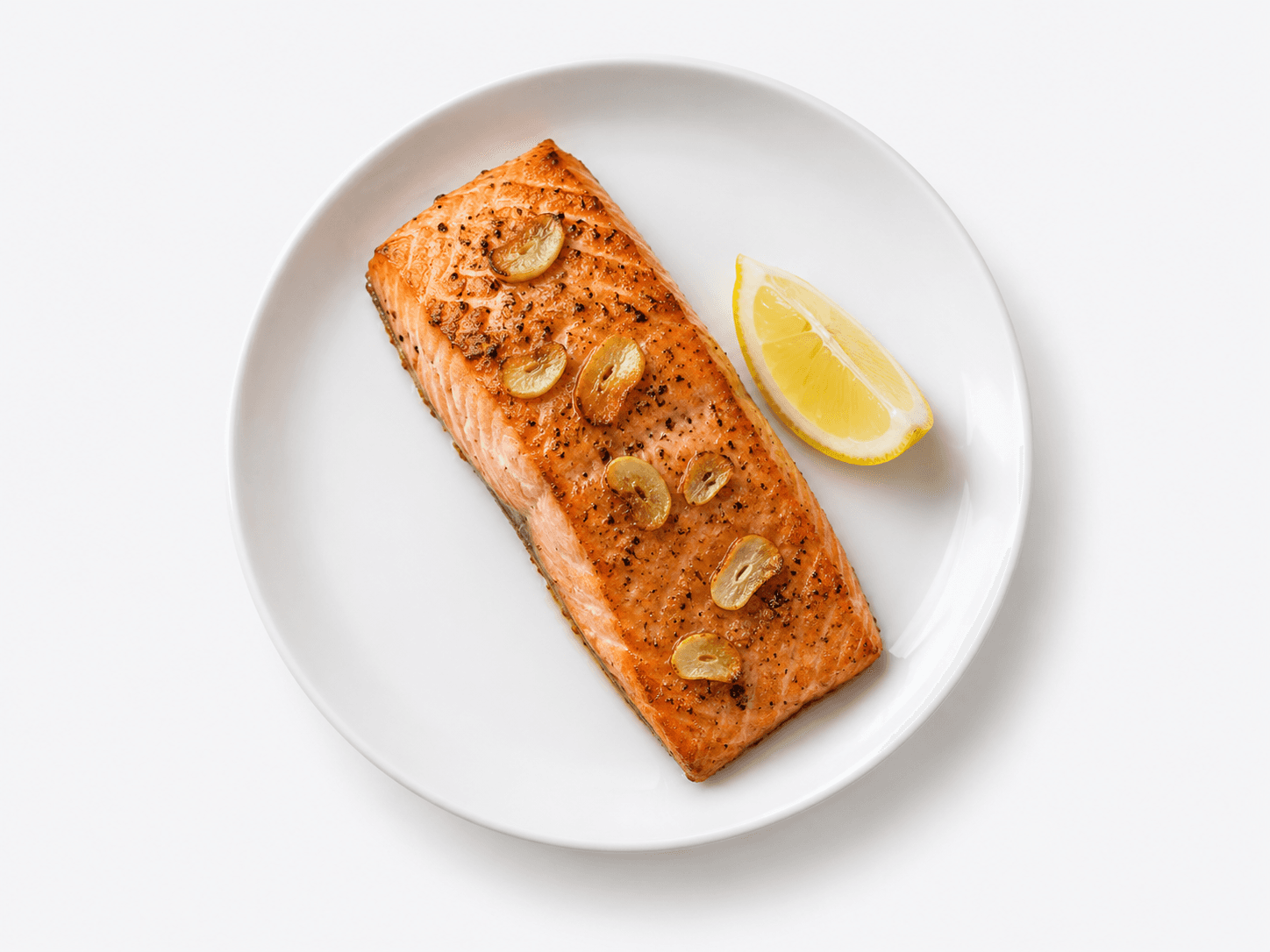 Salmón al horno con ajo